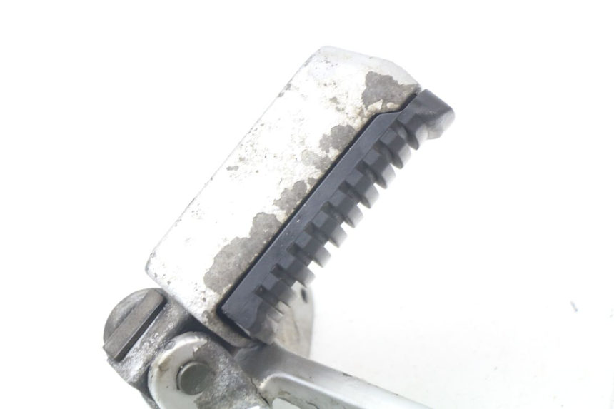 photo de PIASTRA PEDANA POSTERIORE DESTRA KAWASAKI GTR 1000 (1994 - 2004)