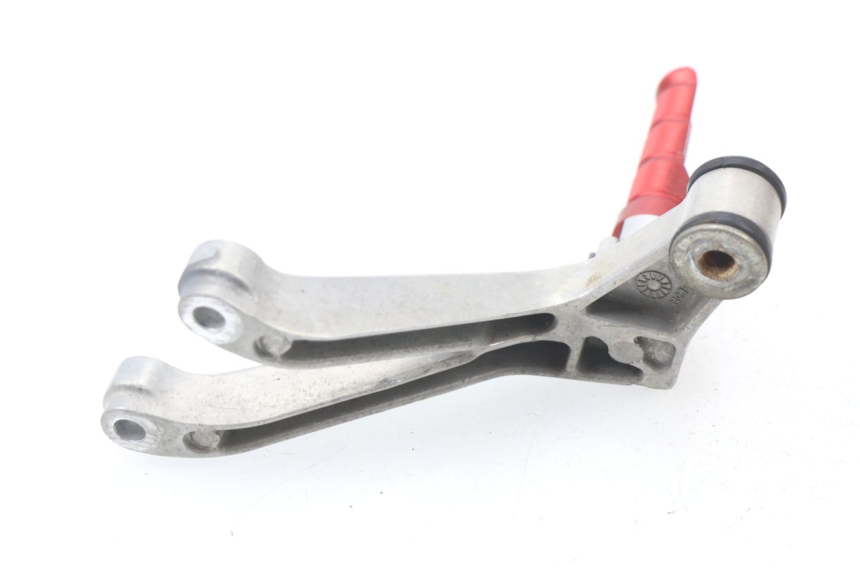 photo de Piastra poggiapiedi posteriore destro HONDA CBR 929 RR FIREBLADE 900 (2000 - 2001)