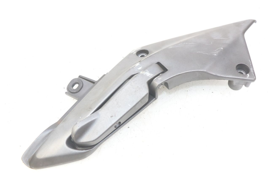 photo de PIASTRA PEDANA POSTERIORE DESTRA HONDA FJS SILVERWING SILVER WING 400 (2009 - 2016)
