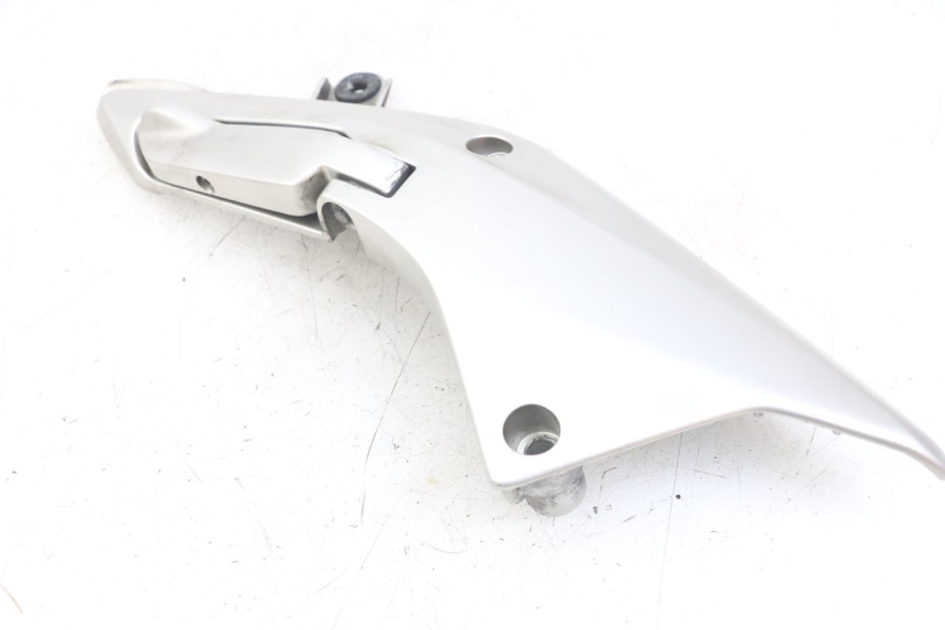 photo de PEDANA POSTERIORE DESTRA SUPPORTO HONDA FJS SILVERWING SILVER WING 600 (2001 - 2010)