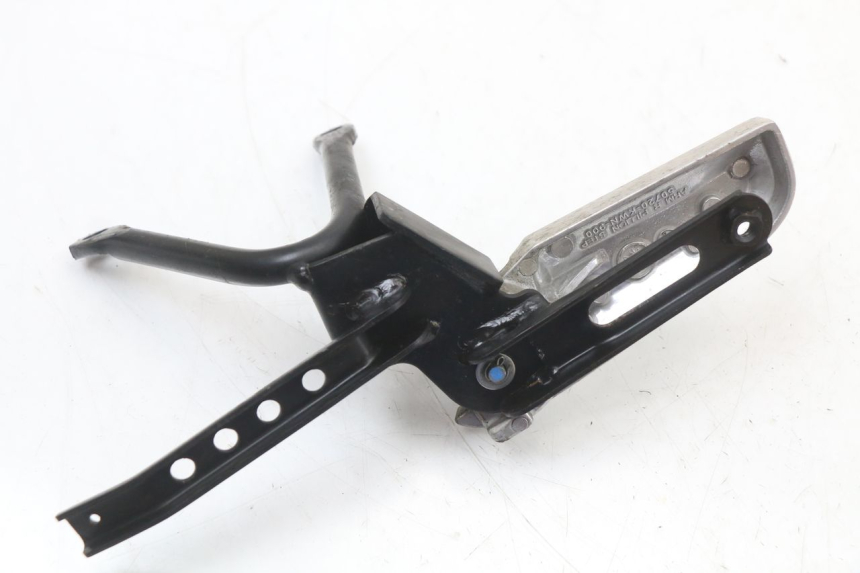 photo de PEDANA POSTERIORE DESTRA SUPPORTO HONDA PCX (JF28) 125 (2009 - 2011)