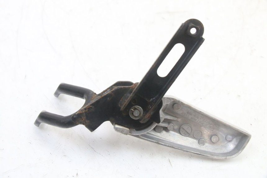 photo de PIASTRA PEDANA POSTERIORE DESTRA HONDA PCX (JF57/JF64) 125 (2014 - 2018)