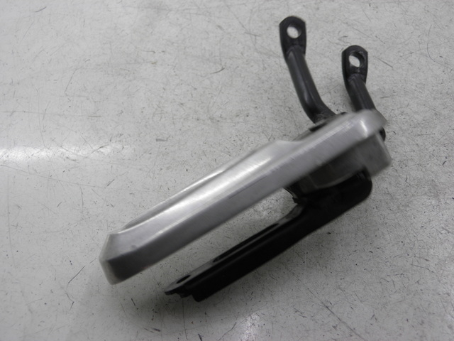 photo de PIASTRA PEDANA POSTERIORE DESTRA HONDA PCX (JF57/JF64) 125 (2014 - 2018)