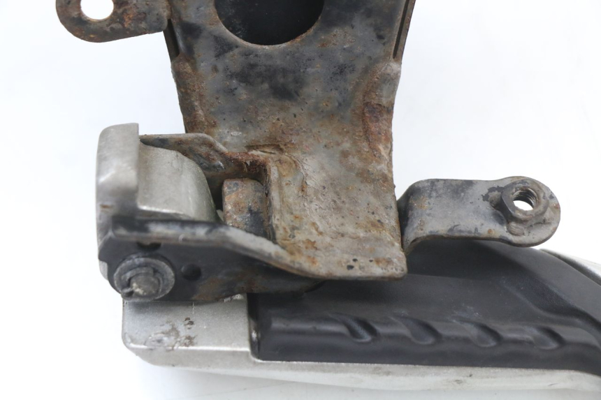 photo de PEDANA POSTERIORE DESTRA SUPPORTO HONDA SH ABS 125 (2012 - 2017)