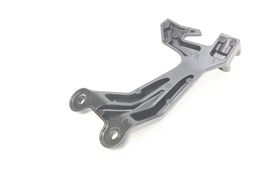 photo de PIASTRA PEDANA POSTERIORE DESTRA KAWASAKI Z 650 (2016 - 2019)