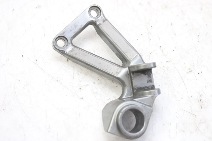 photo de PIASTRA PEDANA POSTERIORE DESTRA KAWASAKI ZX-6R ZX6R 600 (1995 - 1997)