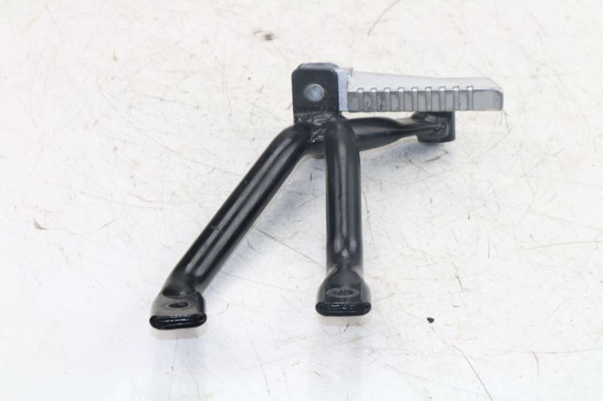 photo de PIASTRA PEDANA POSTERIORE DESTRA KYMCO K-PW K-PIPE 50 (2012 - 2017)