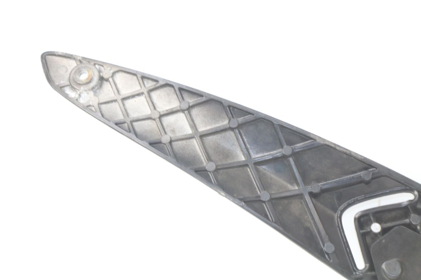 photo de PIASTRA PEDANA POSTERIORE DESTRA GILERA NEXUS 125 (2009 - 2013)
