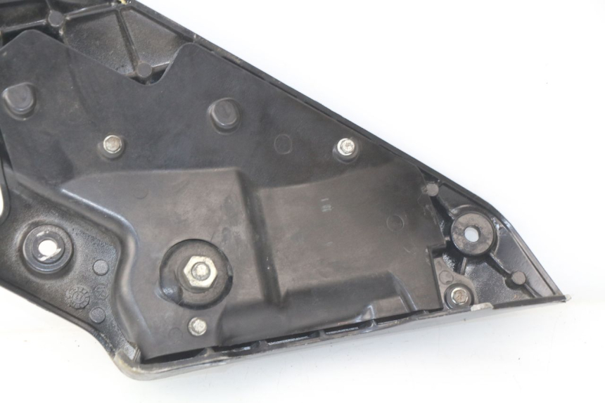 photo de PIASTRA PEDANA POSTERIORE DESTRA GILERA NEXUS 125 (2009 - 2013)