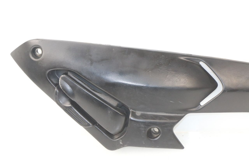 photo de PIASTRA PEDANA POSTERIORE DESTRA GILERA NEXUS 125 (2009 - 2013)