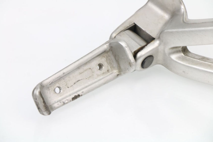 photo de PIASTRA PEDANA POSTERIORE DESTRA DUCATI ST2 944 (1997 - 2003)