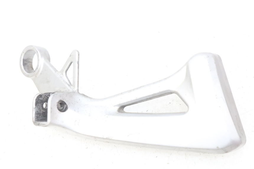 photo de PIASTRA PEDANA POSTERIORE DESTRA SUZUKI SV S 650 (1999 - 2002)