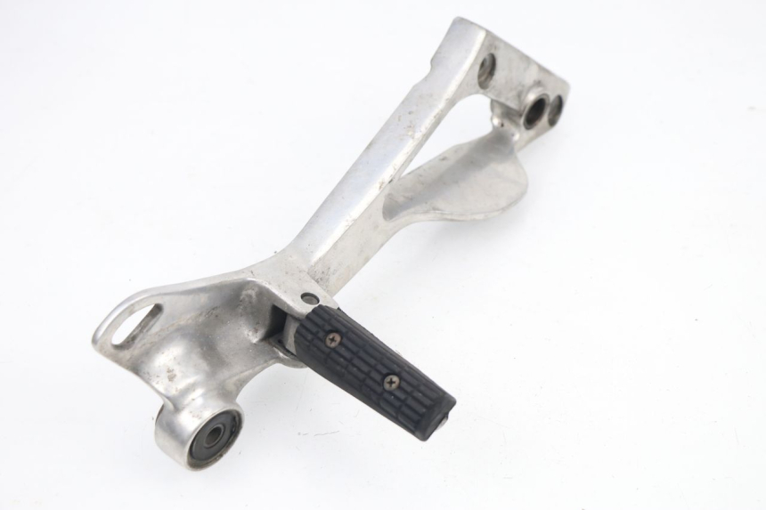 photo de PIASTRA PEDANA POSTERIORE DESTRA YAMAHA TDM 3VD 850 (1991 - 1995)