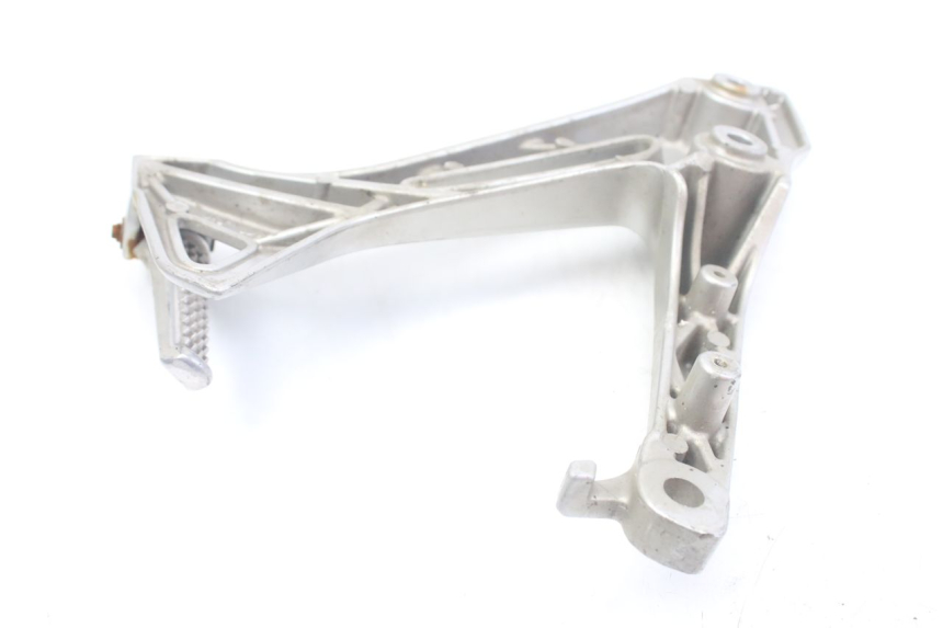 photo de PIASTRA PEDANA POSTERIORE DESTRA HONDA VFR VTEC RC46 800 (2002 - 2013)