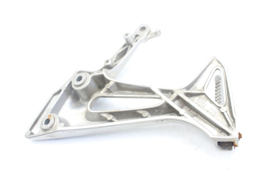 photo de PIASTRA PEDANA POSTERIORE DESTRA HONDA VFR VTEC RC46 800 (2002 - 2013)