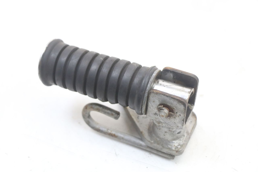 photo de PEDANA POSTERIORE DESTRA SUPPORTO YAMAHA XVS DRAG STAR DRAGSTAR 650 (1997 - 2007)