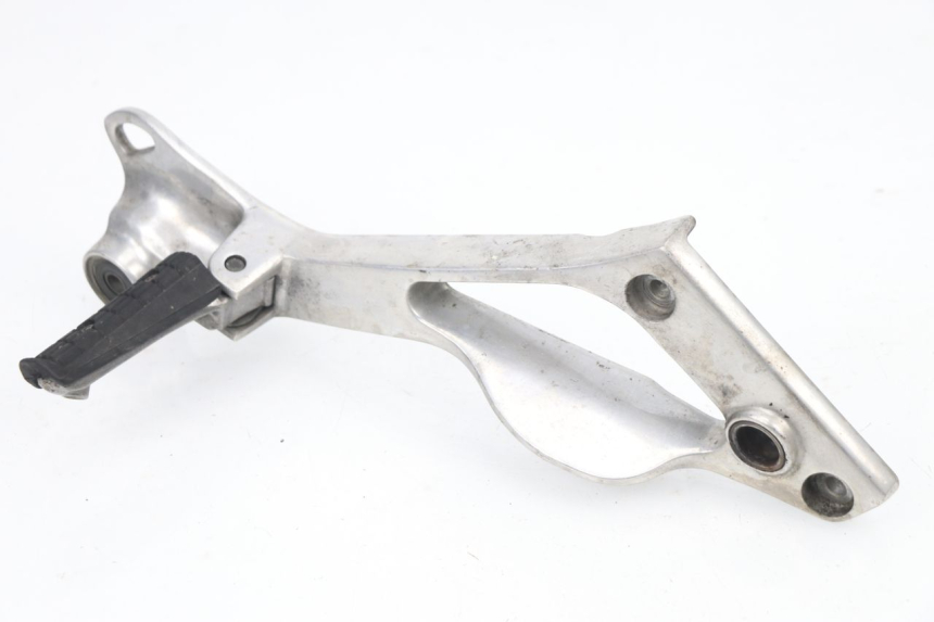 photo de PIASTRA PEDANA POSTERIORE DESTRA YAMAHA TDM 3VD 850 (1991 - 1995)