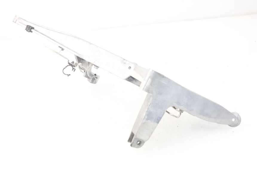 photo de PEDANA POSTERIORE DESTRA SUPPORTO YAMAHA YP T-MAX TMAX 530 (2017 - 2020)