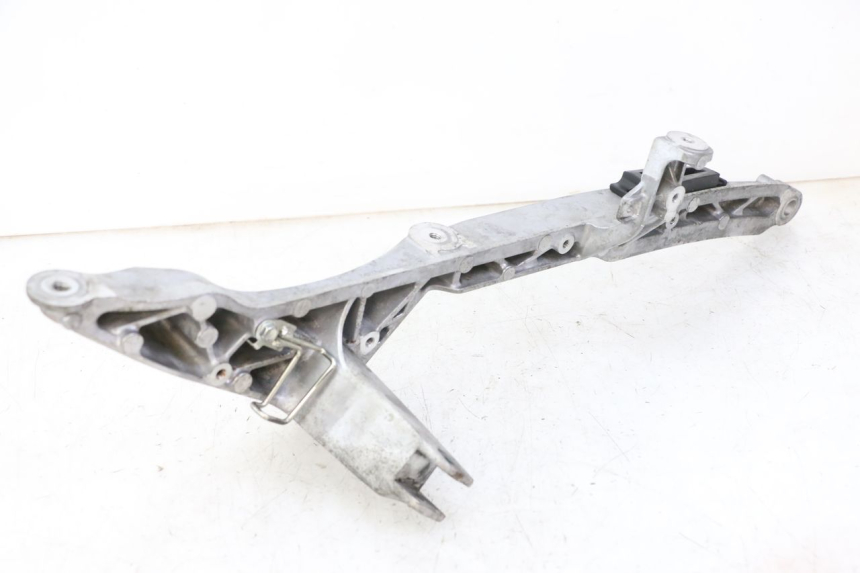 photo de PEDANA POSTERIORE DESTRA SUPPORTO YAMAHA YP T-MAX TMAX 530 (2017 - 2020)