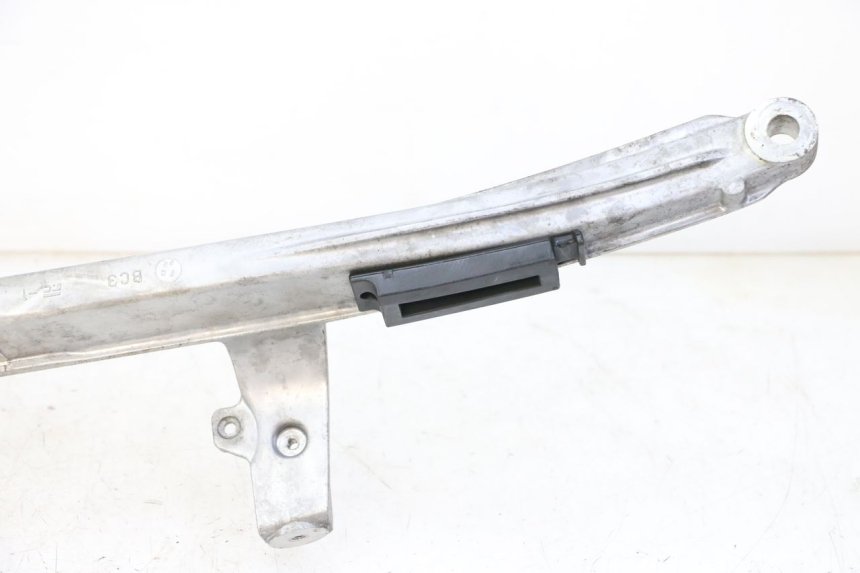 photo de PEDANA POSTERIORE DESTRA SUPPORTO YAMAHA YP T-MAX TMAX 530 (2017 - 2020)