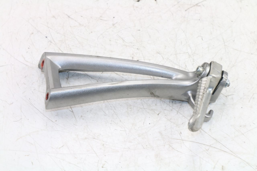 photo de PIASTRA PEDANA POSTERIORE DESTRA YAMAHA YZF R6 600 (2010 - 2016)