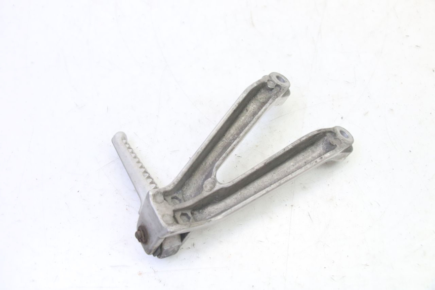 photo de PEDANA POSTERIORE SINISTRA SUPPORTO HONDA CBR RR FIREBLADE 900 (1992 - 1994)
