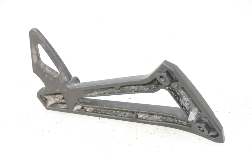photo de PEDANA POSTERIORE SINISTRA SUPPORTO YAMAHA FZ6 FAZER S2 600 (2007 - 2011)