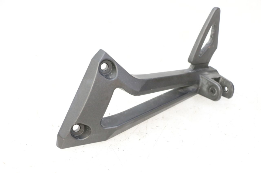 photo de PEDANA POSTERIORE SINISTRA SUPPORTO YAMAHA FZ6 FAZER S2 600 (2007 - 2011)