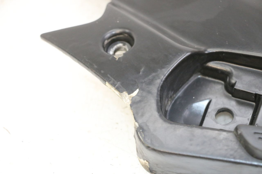 photo de PEDANA POSTERIORE SINISTRA SUPPORTO GILERA NEXUS 300 (2008 - 2013)
