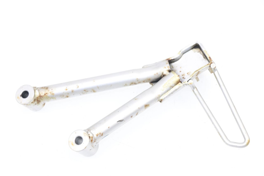 photo de PIASTRA PEDANA POSTERIORE SINISTRA SUZUKI GSF S BANDIT 600 (2000 - 2004)