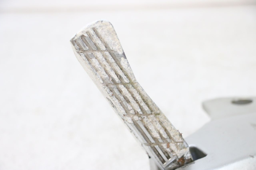 photo de PEDANA POSTERIORE SINISTRA SUPPORTO JM MOTORS GTS 125 (2015 - 2019) - Zoom sullo stato d'uso