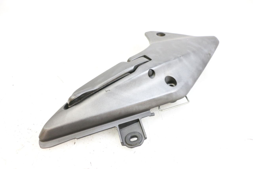 photo de PEDANA POSTERIORE SINISTRA SUPPORTO HONDA FJS SILVER WING SILVERWING 400 (2005 - 2008)