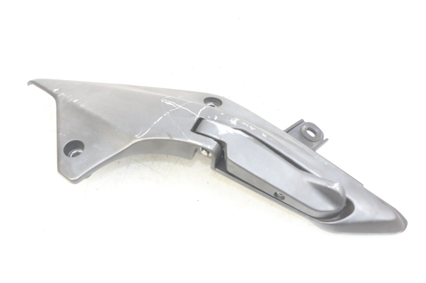 photo de PIASTRA PEDANA POSTERIORE SINISTRA HONDA FJS SILVERWING SILVER WING 400 (2009 - 2016)