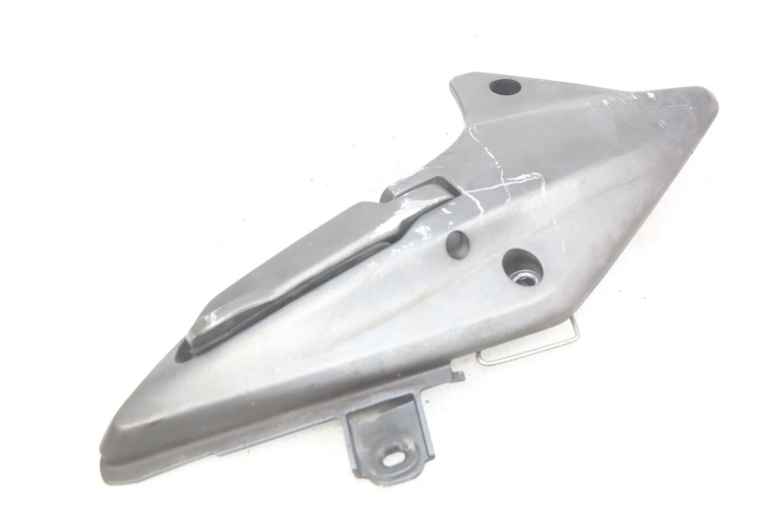 photo de PIASTRA PEDANA POSTERIORE SINISTRA HONDA FJS SILVERWING SILVER WING 400 (2009 - 2016)