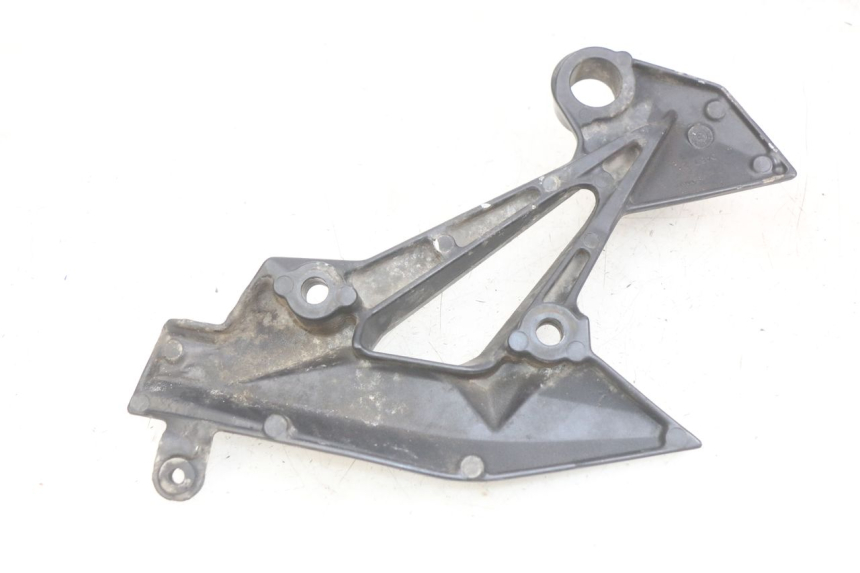 photo de PIASTRA PEDANA POSTERIORE SINISTRA KAWASAKI Z 750 (2007 - 2013)