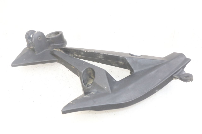 photo de PIASTRA PEDANA POSTERIORE SINISTRA KAWASAKI Z 750 (2007 - 2013)
