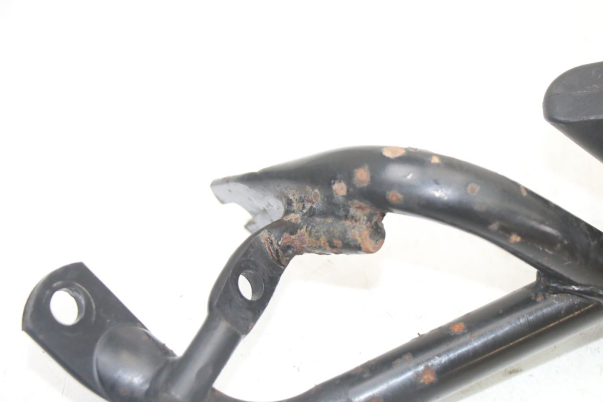 photo de PEDANA POSTERIORE SINISTRA SUPPORTO KYMCO PEOPLE S 125 (2000 - 2008)
