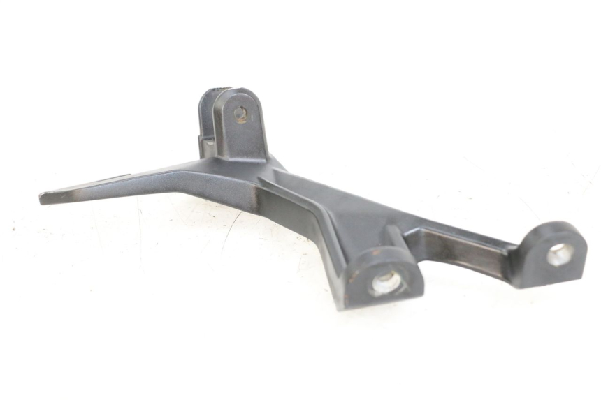 photo de PEDANA POSTERIORE SINISTRA SUPPORTO KAWASAKI NINJA 400 (2018 - 2023)