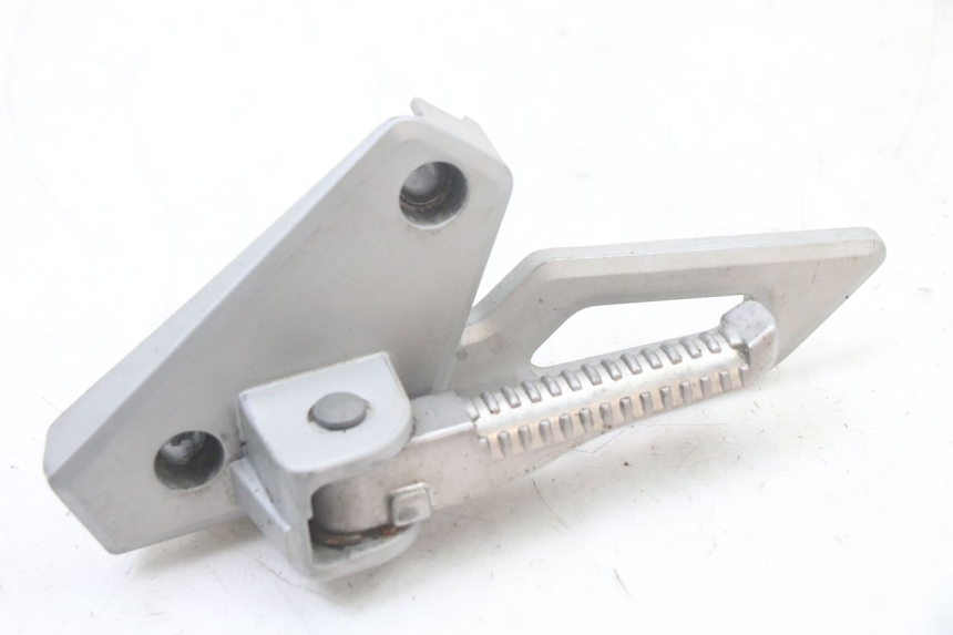 photo de PEDANA POSTERIORE SINISTRA SUPPORTO PEUGEOT SPEEDFIGHT 3 LC 2T 50 (2009 - 2015)