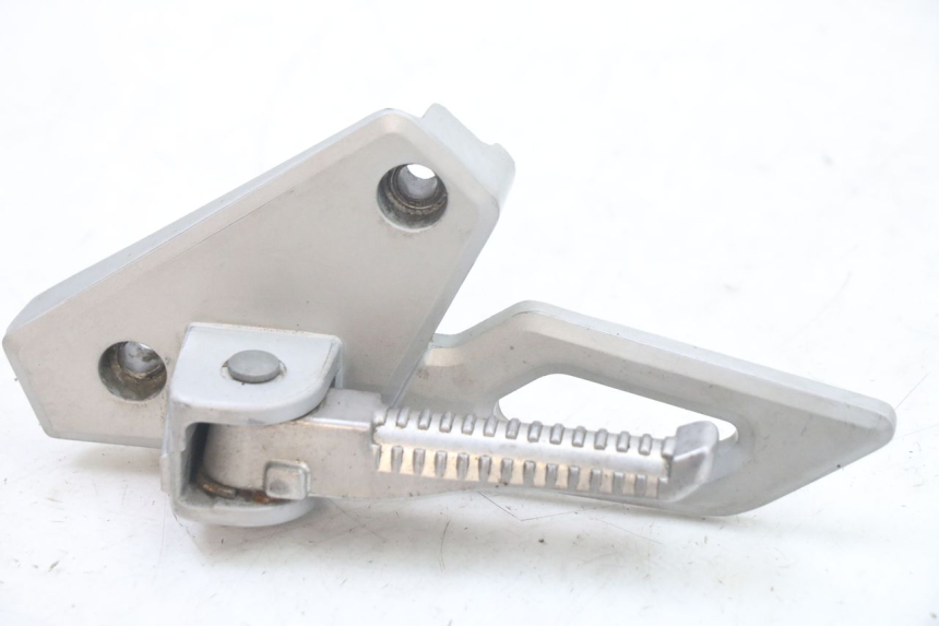 photo de PEDANA POSTERIORE SINISTRA SUPPORTO PEUGEOT SPEEDFIGHT 3 LC 2T 50 (2009 - 2015)