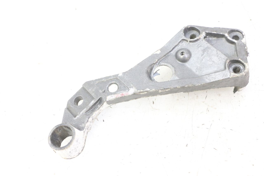 photo de PEDANA POSTERIORE SINISTRA SUPPORTO TRIUMPH SPRINT 900 (1995 - 1998)