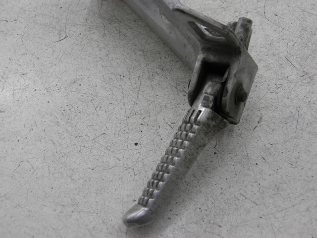 photo de PIASTRA PEDANA POSTERIORE SINISTRA SUZUKI SV S 650 (1999 - 2002)