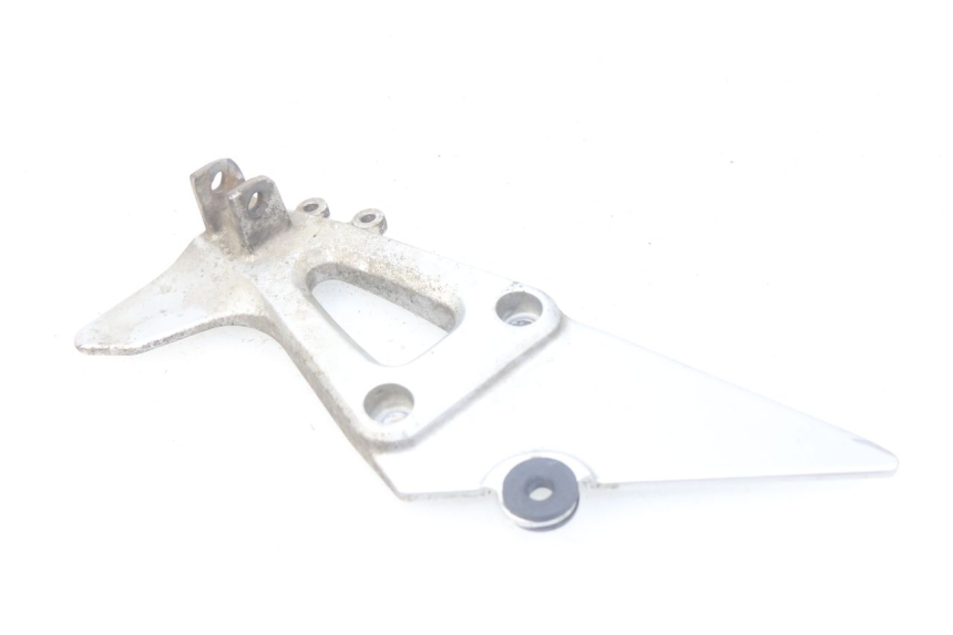 photo de PIASTRA PEDANA POSTERIORE SINISTRA SUZUKI XF FREEWIND 650 (1997 - 2003)
