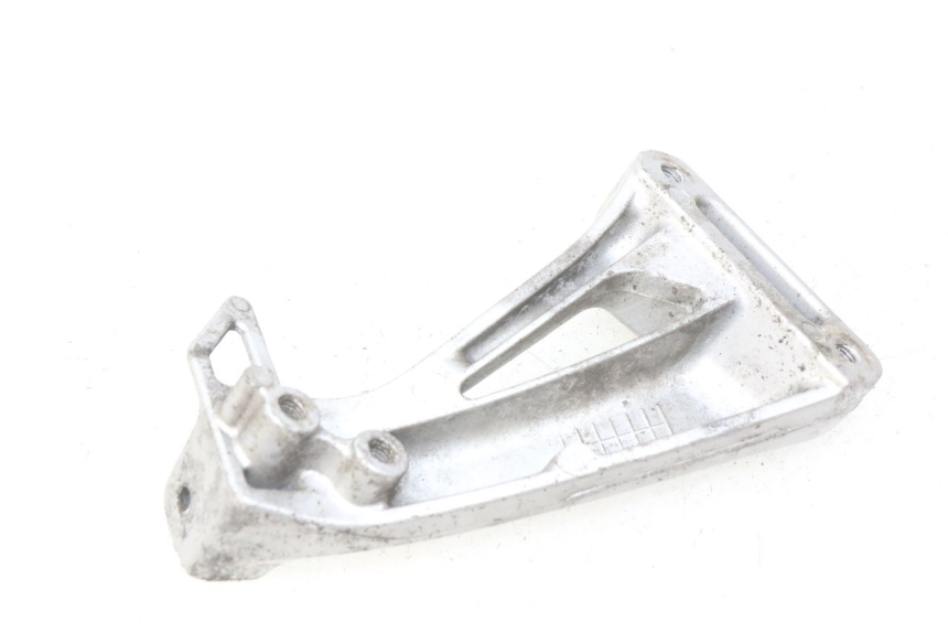 photo de PIASTRA PEDANA POSTERIORE SINISTRA SUZUKI SV S 650 (1999 - 2002)