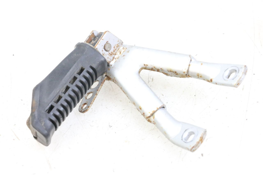 photo de PIASTRA PEDANA POSTERIORE SINISTRA HYOSUNG XRX 125 (2000 - 2008)