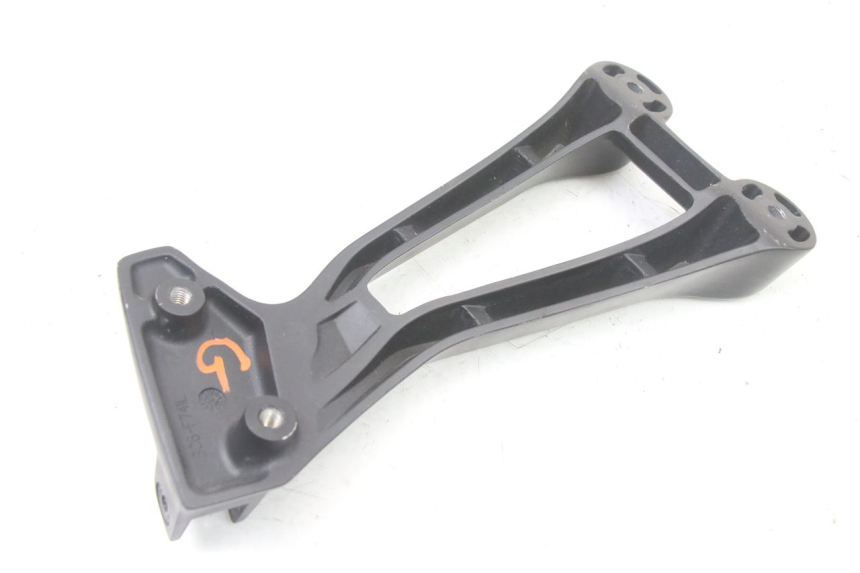 photo de PEDANA POSTERIORE SINISTRA SUPPORTO YAMAHA TRACER 7 700 (2020 - 2024)