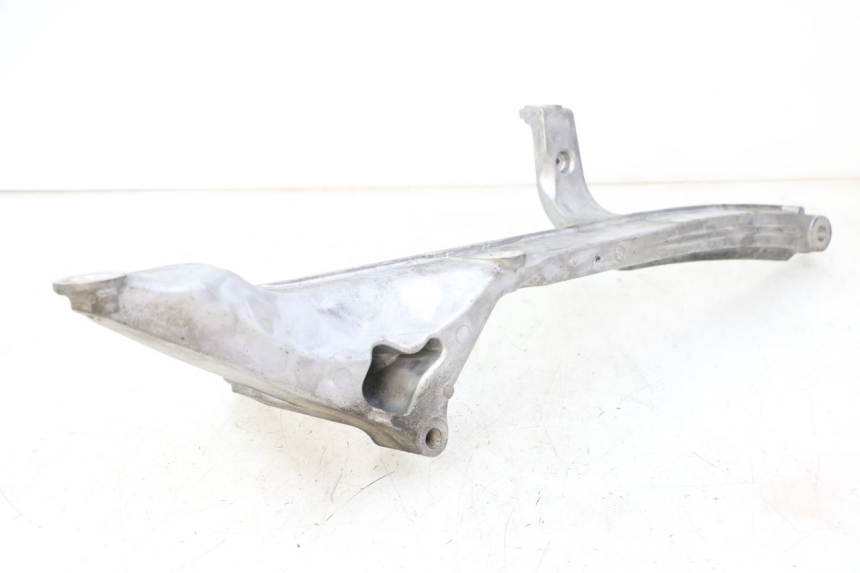 photo de PEDANA POSTERIORE SINISTRA SUPPORTO YAMAHA YP T-MAX TMAX 530 (2017 - 2020)