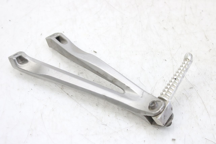 photo de PIASTRA PEDANA POSTERIORE SINISTRA YAMAHA YZF R1 1000 (2007 - 2008)