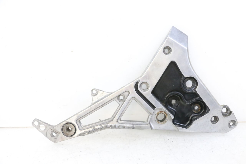 photo de PEDANA ANTERIORE DESTRA SUPPORTO YAMAHA FJ 36Y 1100 (1984 - 1985)