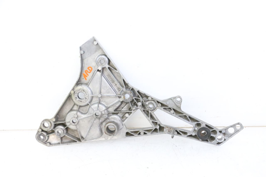 photo de PEDANA ANTERIORE DESTRA SUPPORTO YAMAHA FJ 36Y 1100 (1984 - 1985)